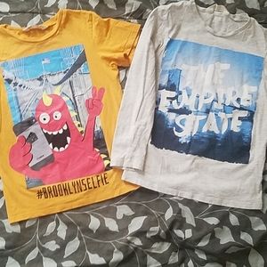Lot of 2 boys graphic tees size 6